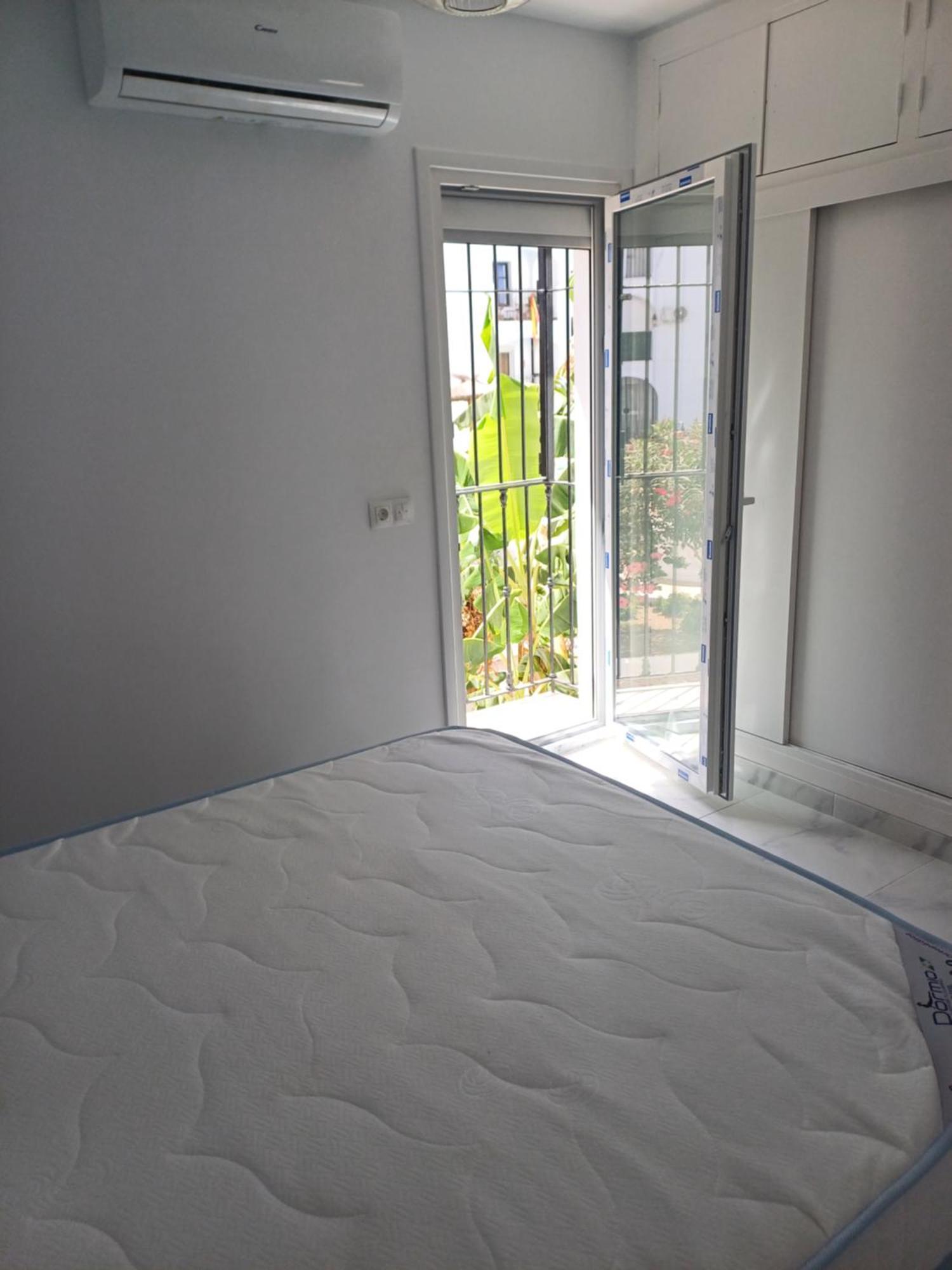 Beautiful Beachfront Newly Renovated 2 Bedroom Apartment With Swimming Pool And Garden 圣路易斯·德·萨比尼尔 外观 照片